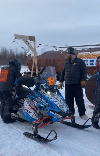 Team 14’s Bryan Leslie at the Poorman checkpoint on Friday. As of Friday night, he and teammate Casey Boylan were sitting in second place.